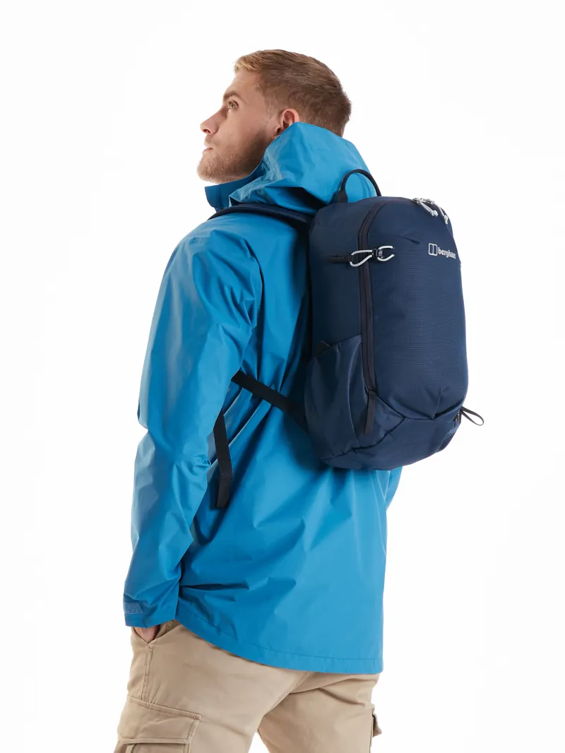 Berghaus 24/7 15 Litre Rucksack in Dark Blue-11